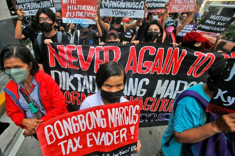 Nagsagawa ng protesta ang mga miyembro ng Southern Tagalog Movement Against Tyranny sa kahabaan ng Recto Avenue bilang paggunita sa ika-50 anibersaryo ng pagpataw ng Batas Militar noong Miyerkules. Layunin ng grupo na itigil ang historikal na rebisyunismo at magbigay ng makatotohanang impormasyon para i-highlight ang mga kalupitan sa panahon ng rehimeng martial law.